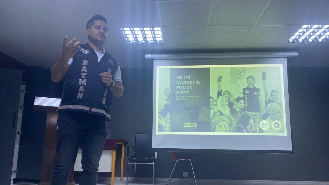 En İyi Narkotik Polisi; Anne Projesi Semineri